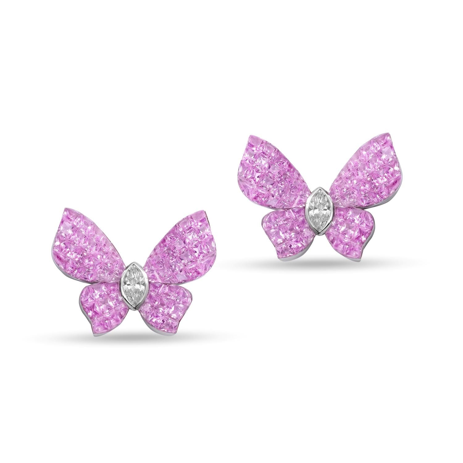 أقراط مرصعة بالياقوت الوردي