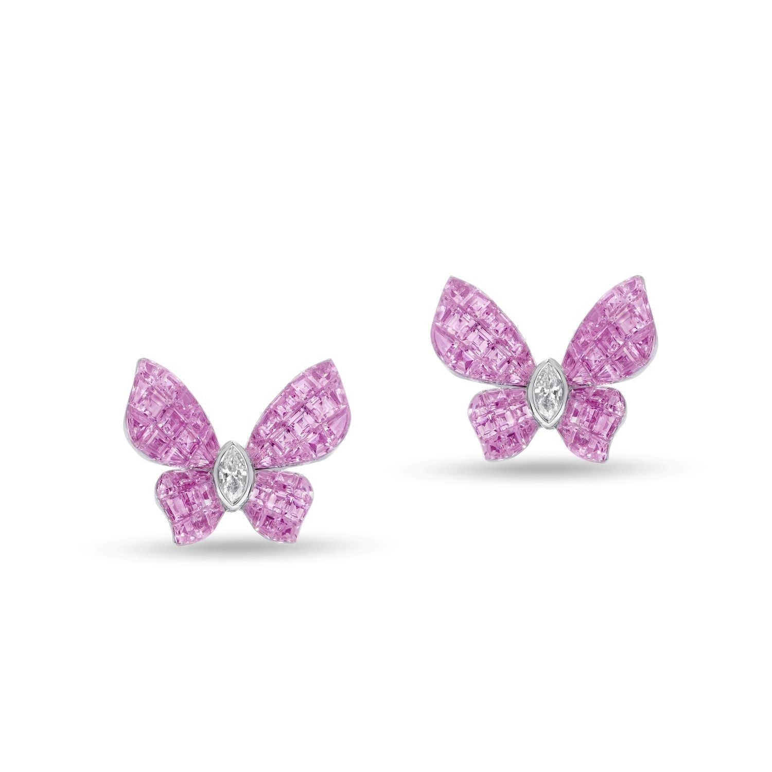 أقراط مرصعة بالياقوت الوردي