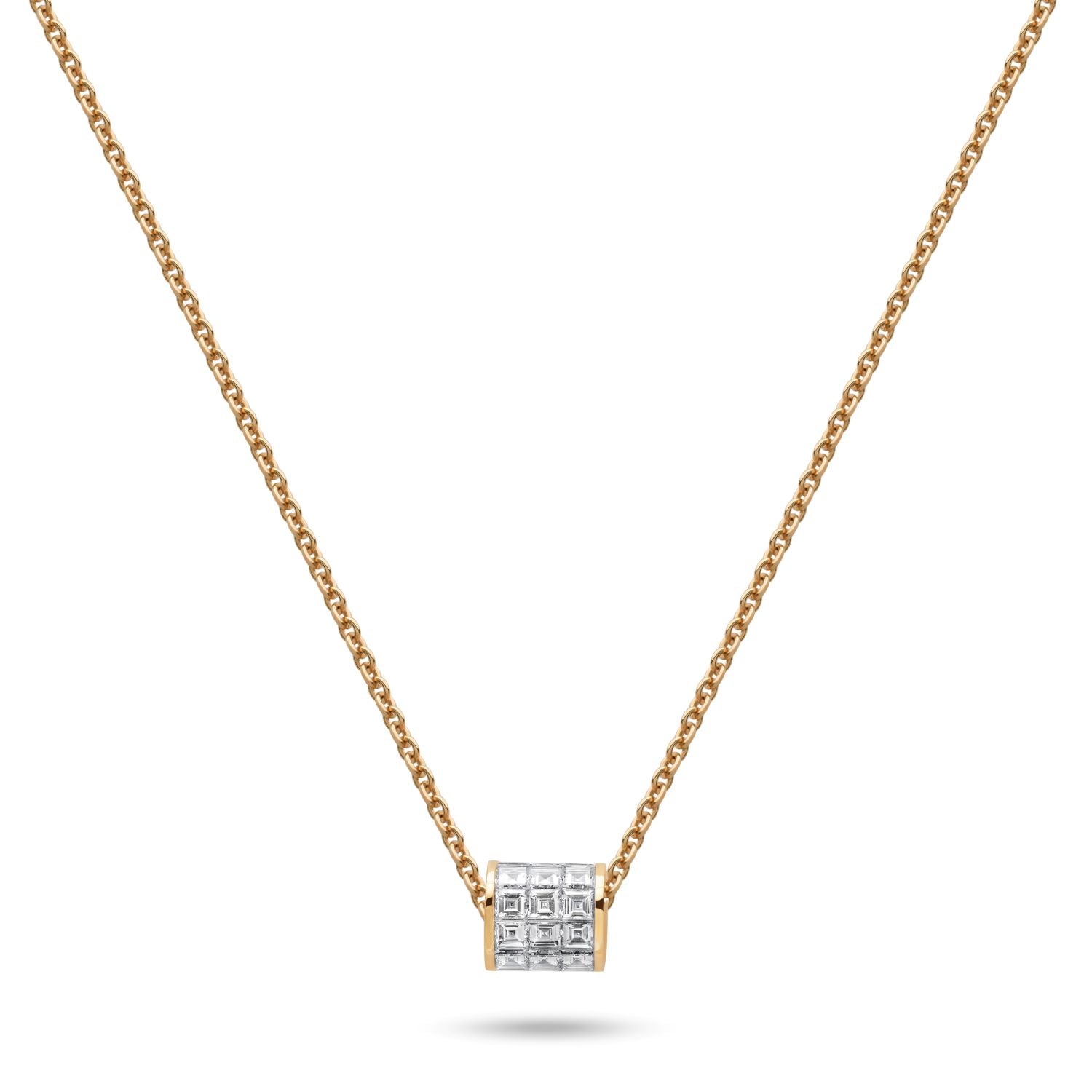 3列ダイヤモンドネックレス