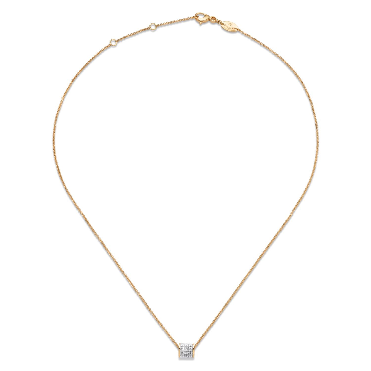 3列ダイヤモンドネックレス