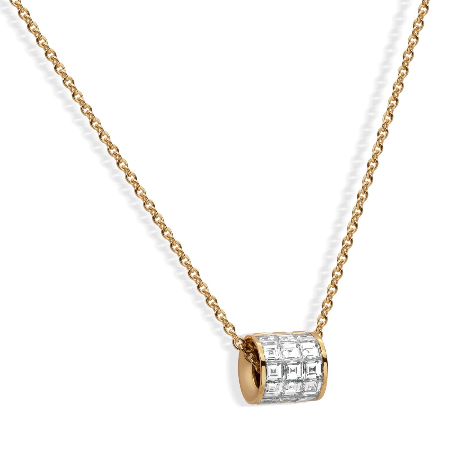 3列ダイヤモンドネックレス