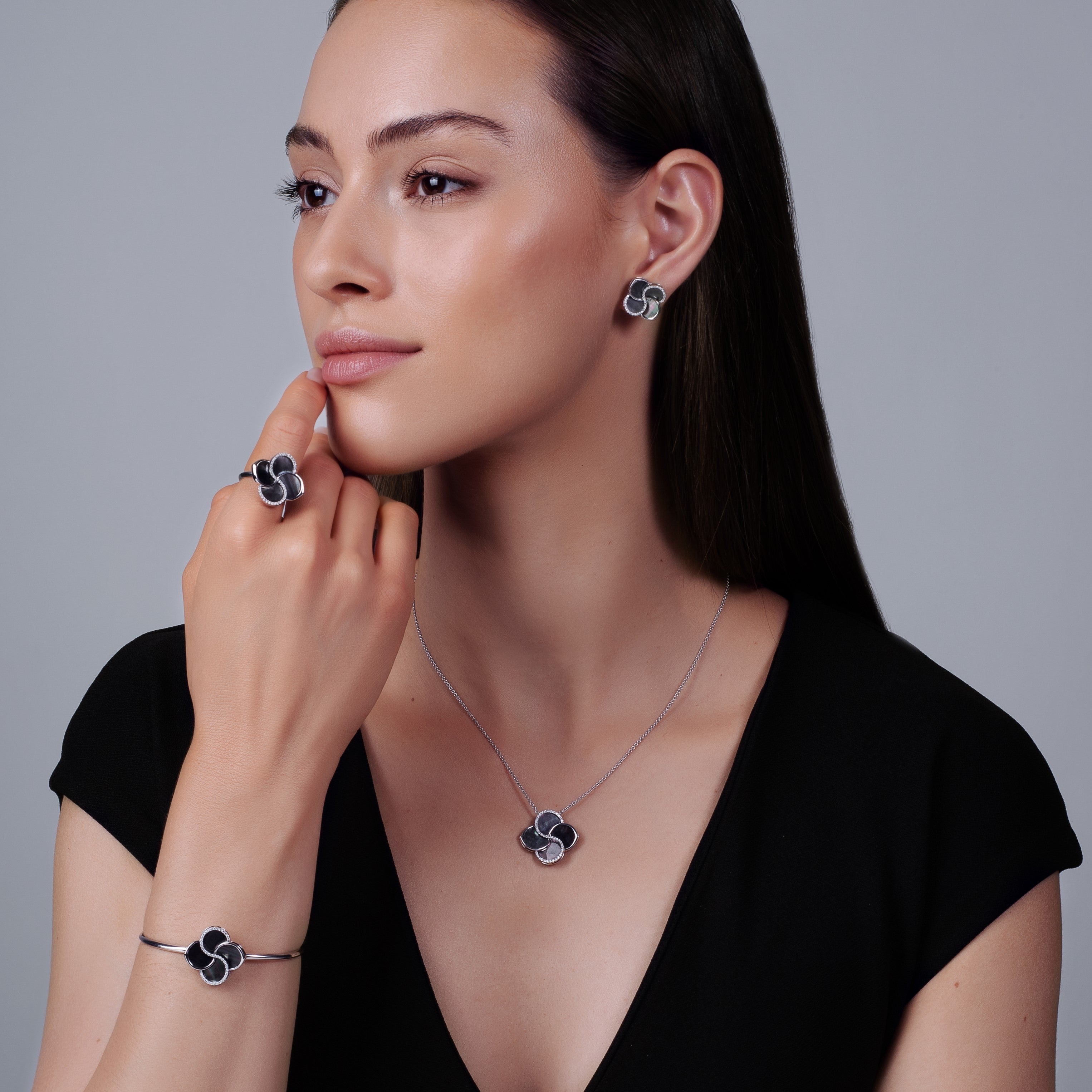 ブラック・マザー・オブ・パール