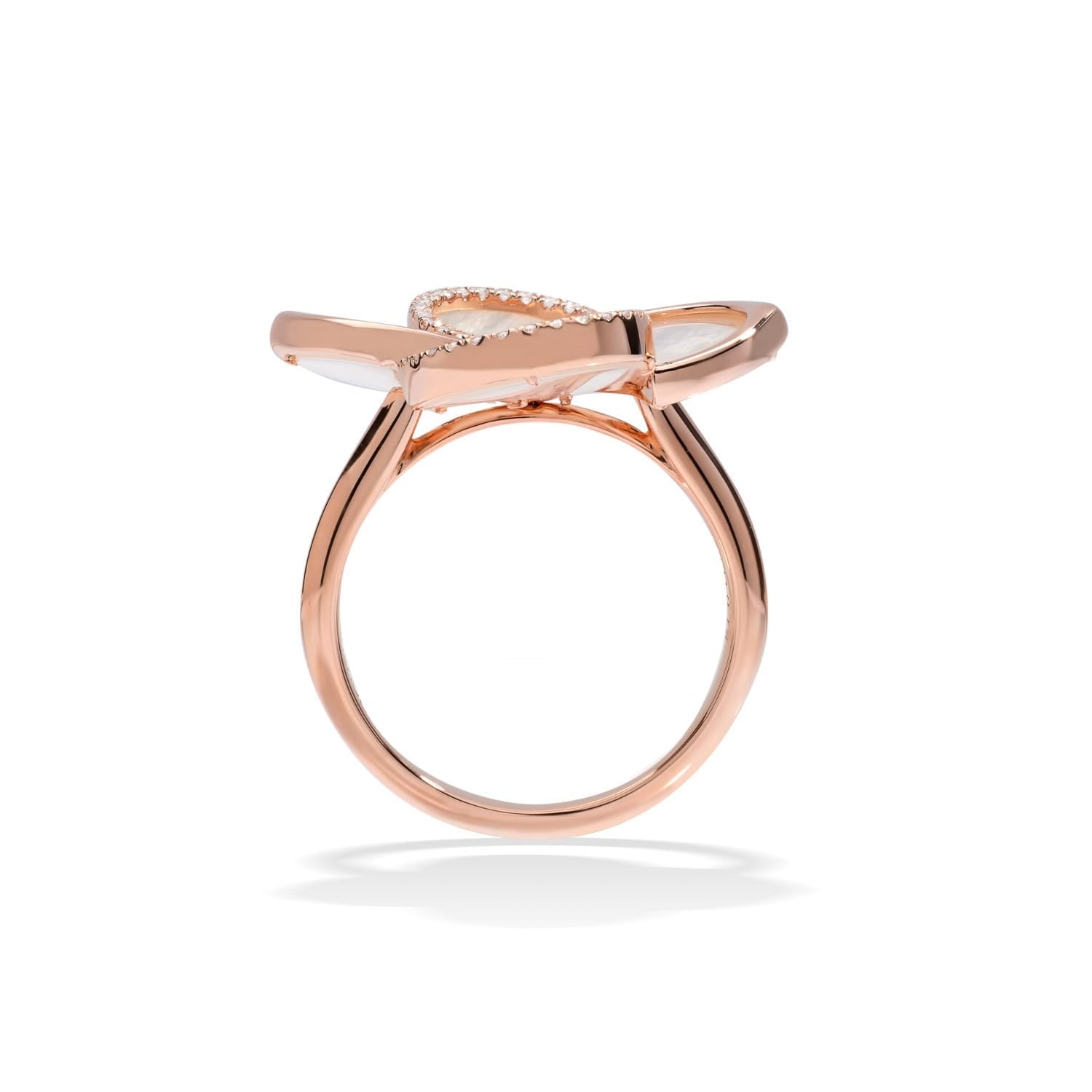 Ring with Mother Of Pearl