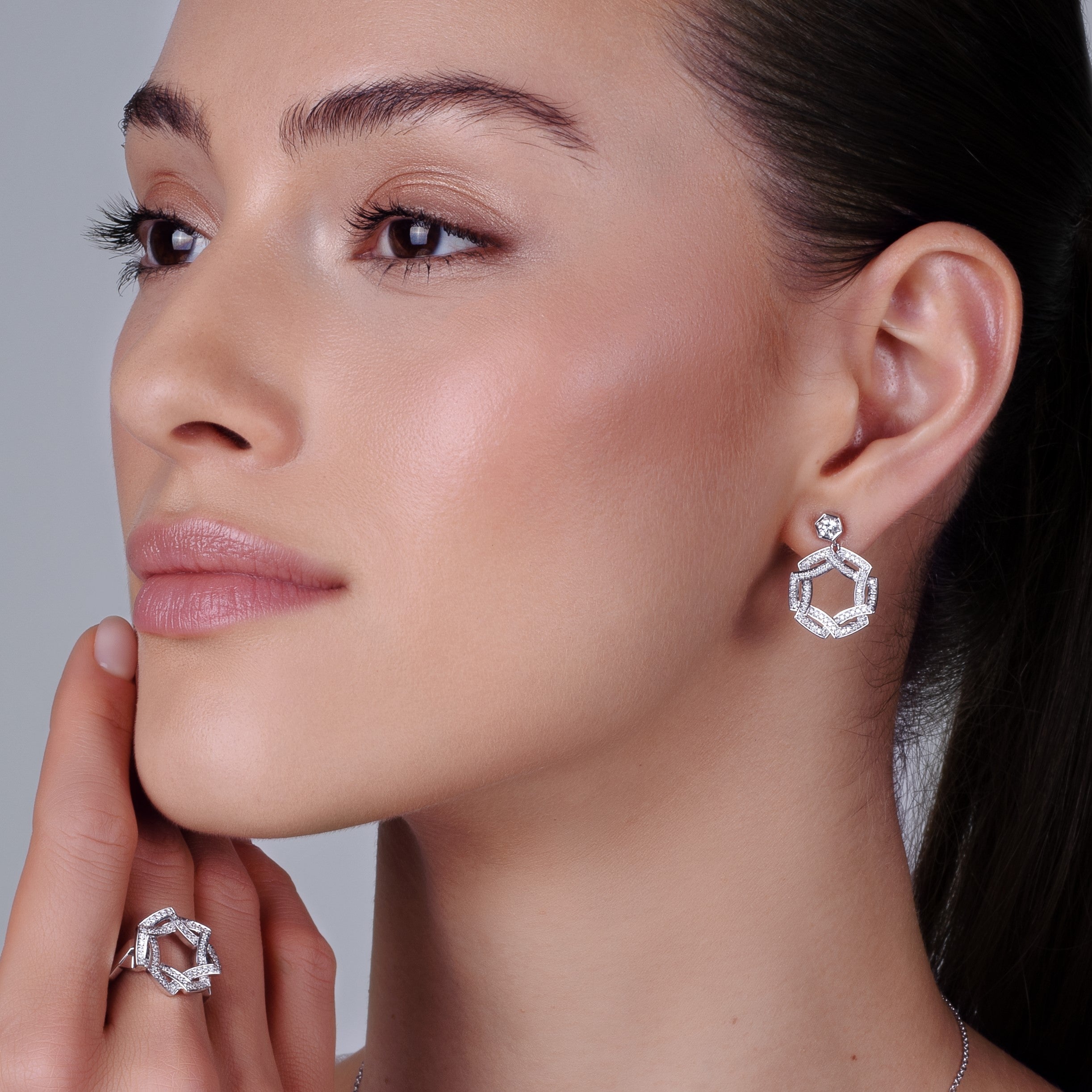 SECRET CIRCLES Pavé Diamond Earrings