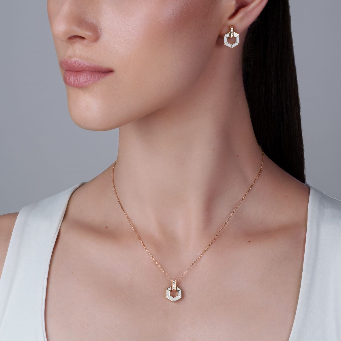 HONEY HONEY Halskette mit Emaille und Diamanten