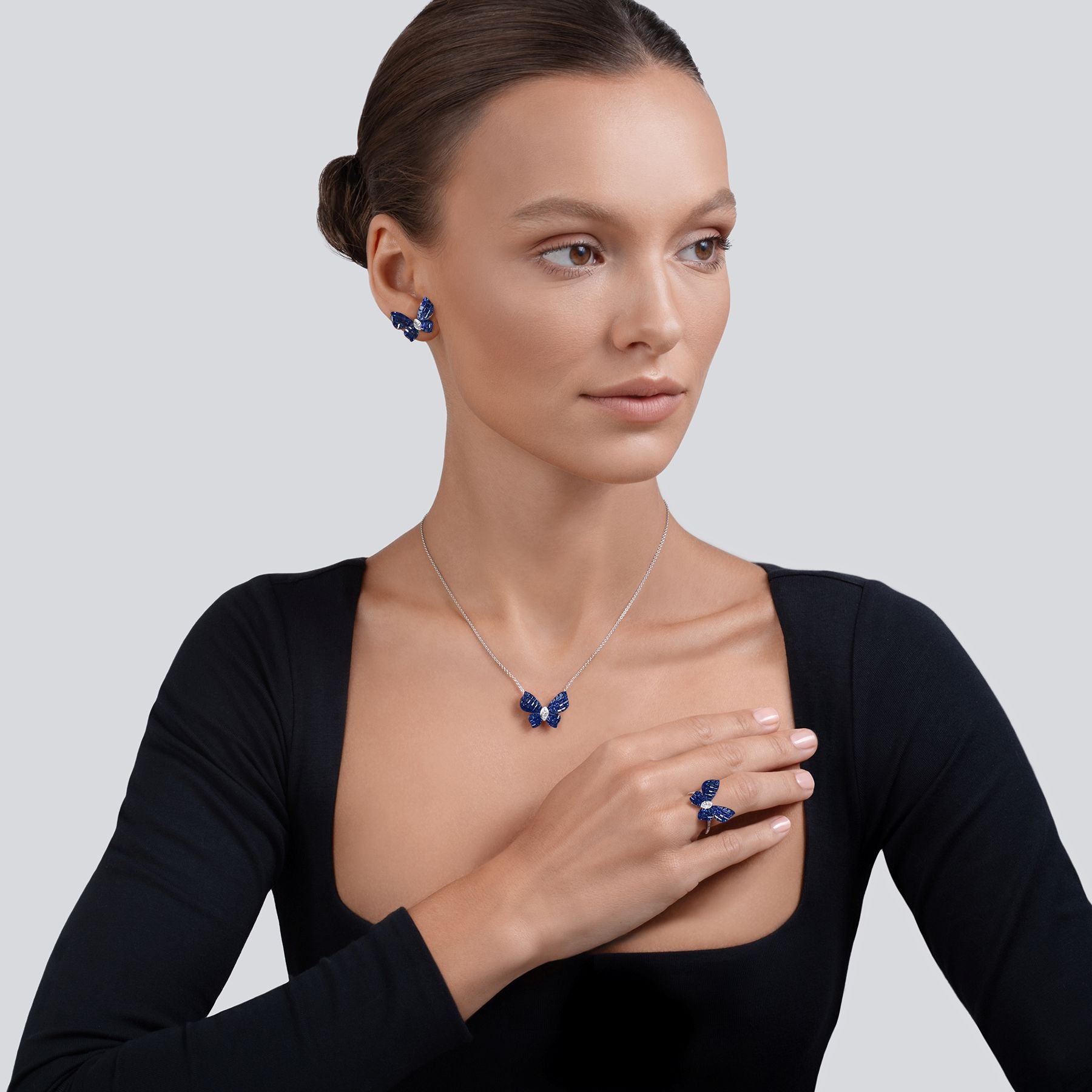 Necklace with Blue Sapphire