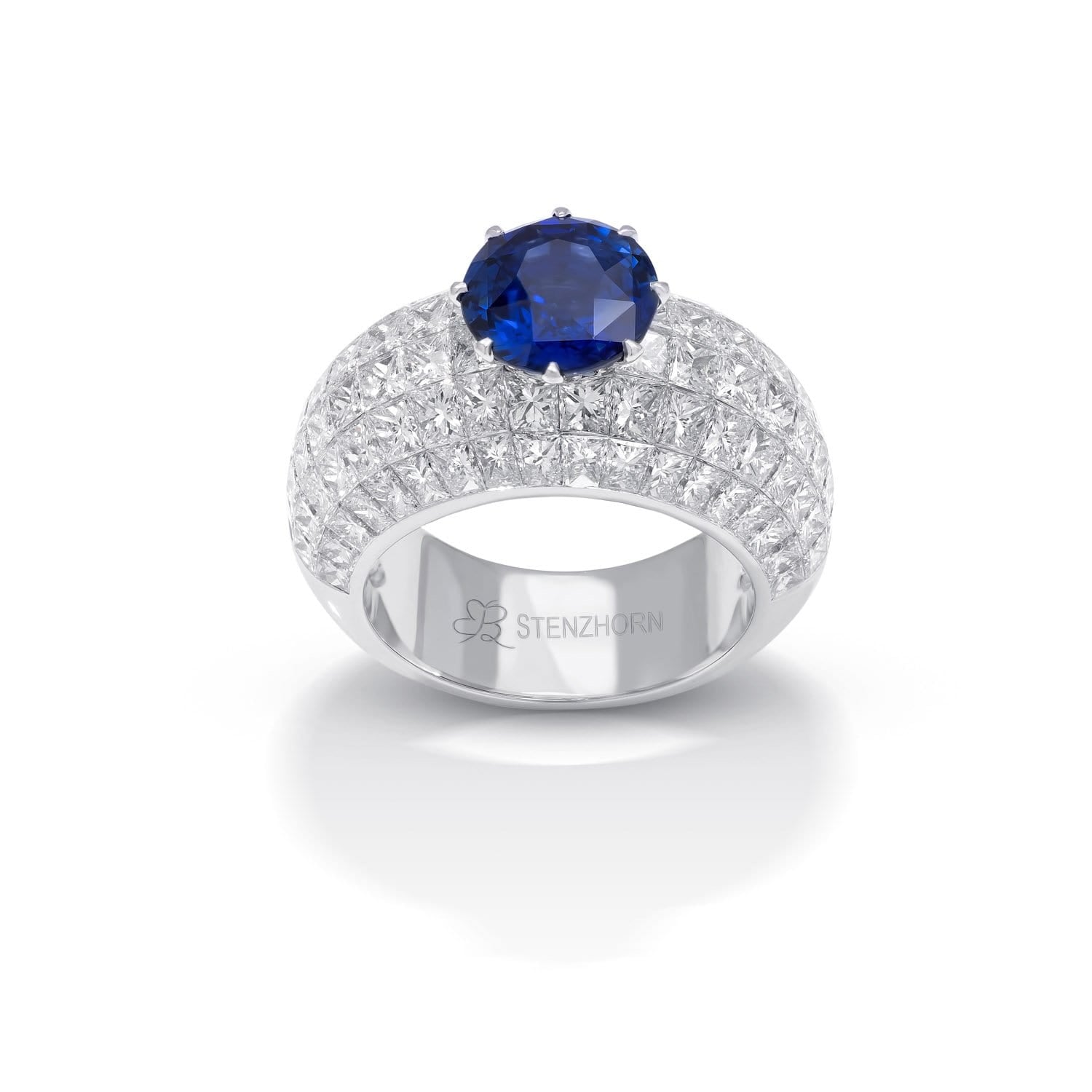 MOSAIC CLASSICAL Diamond Dome Ring with Round Sapphire Center